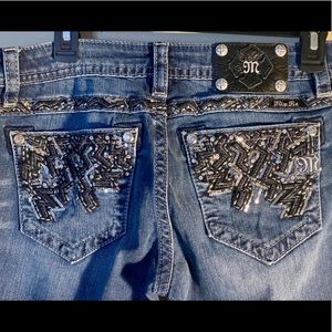 MISS ME Boot style Jeans